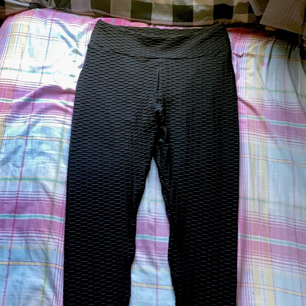 “tik tok” leggings, size XL